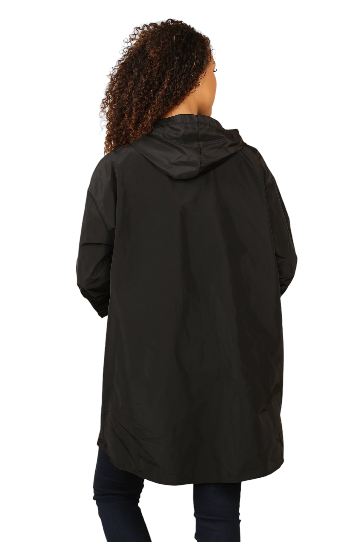 Waterproof mac with oversize pocket design