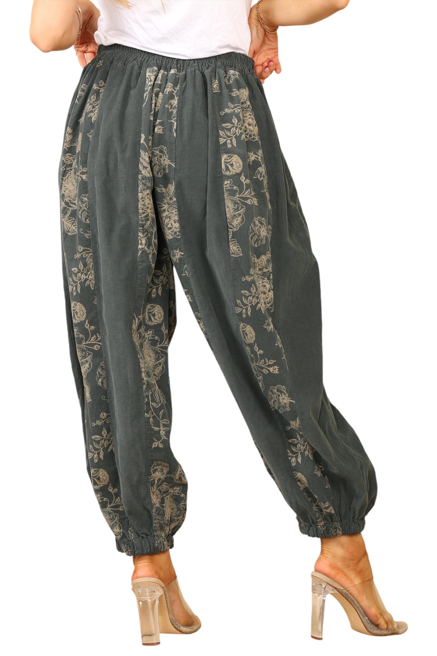 Needle cord cocoon shape trouser