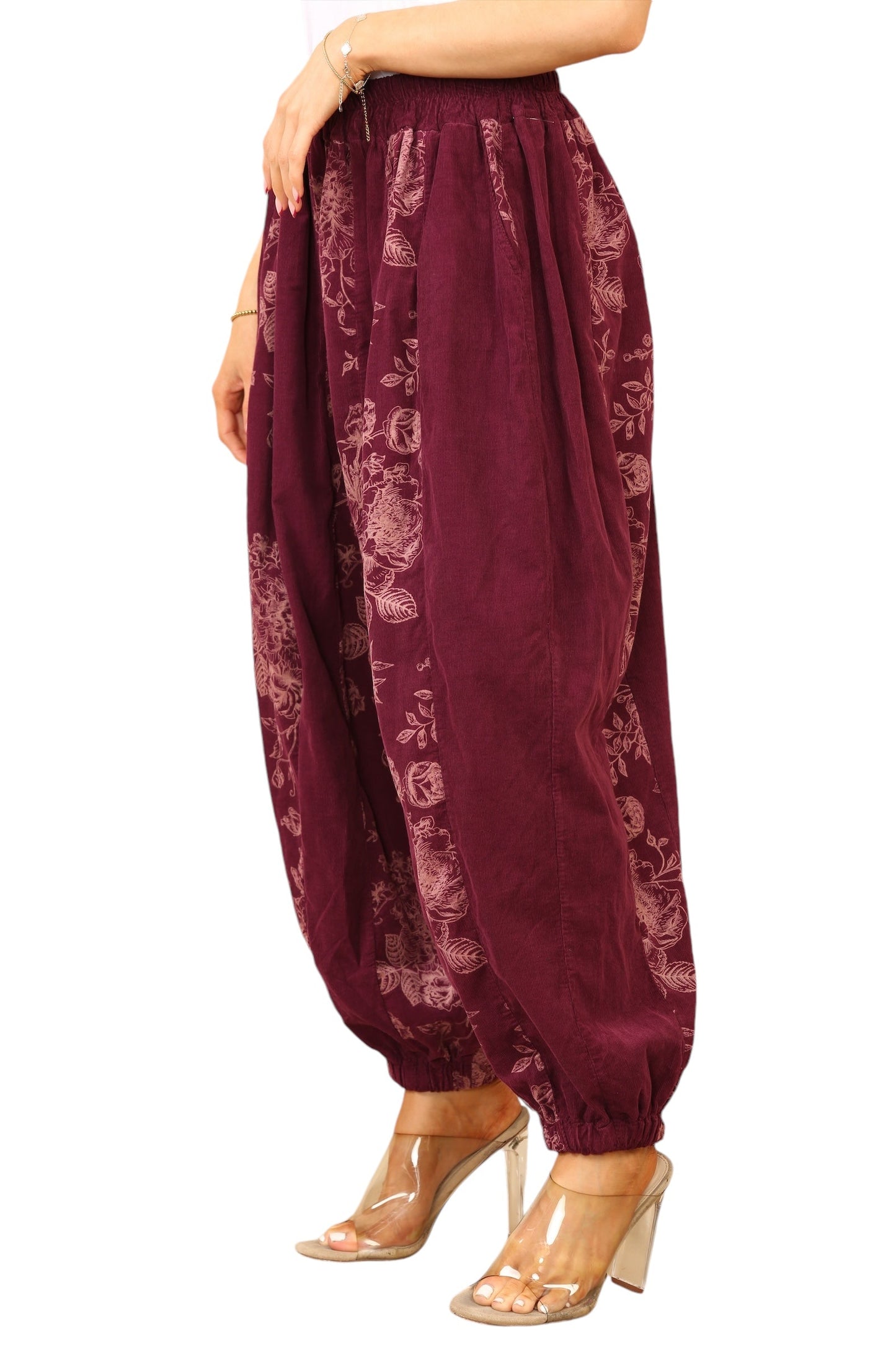 Needle cord cocoon shape trouser