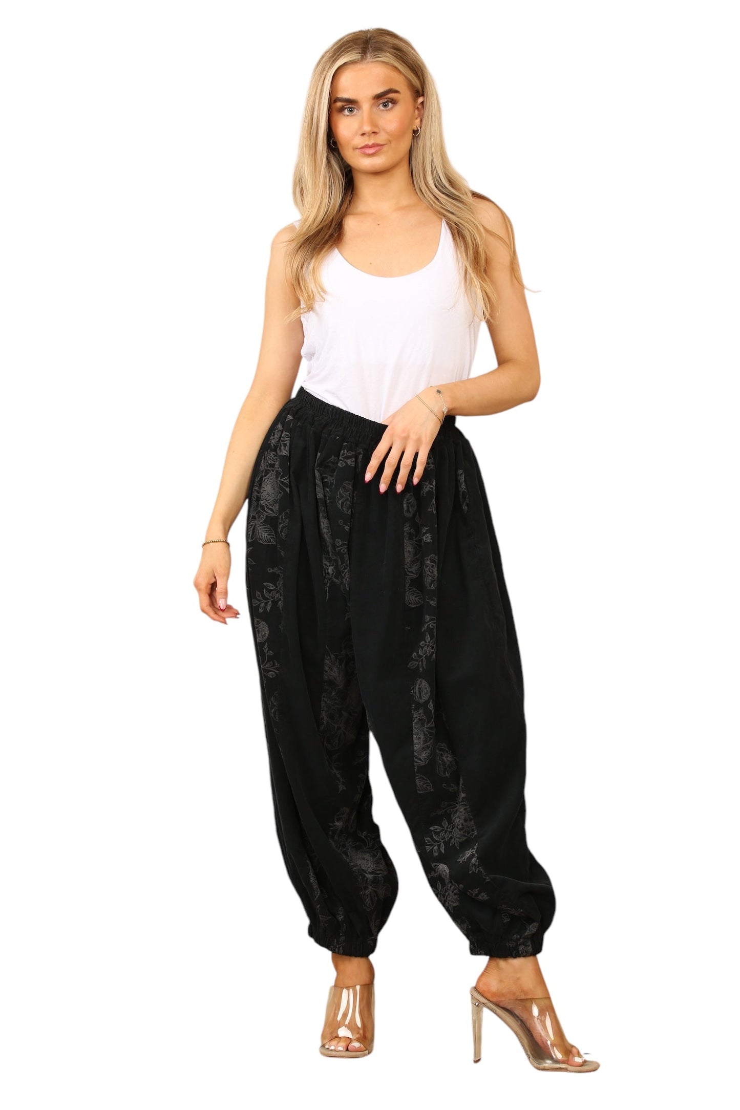 Needle cord cocoon shape trouser