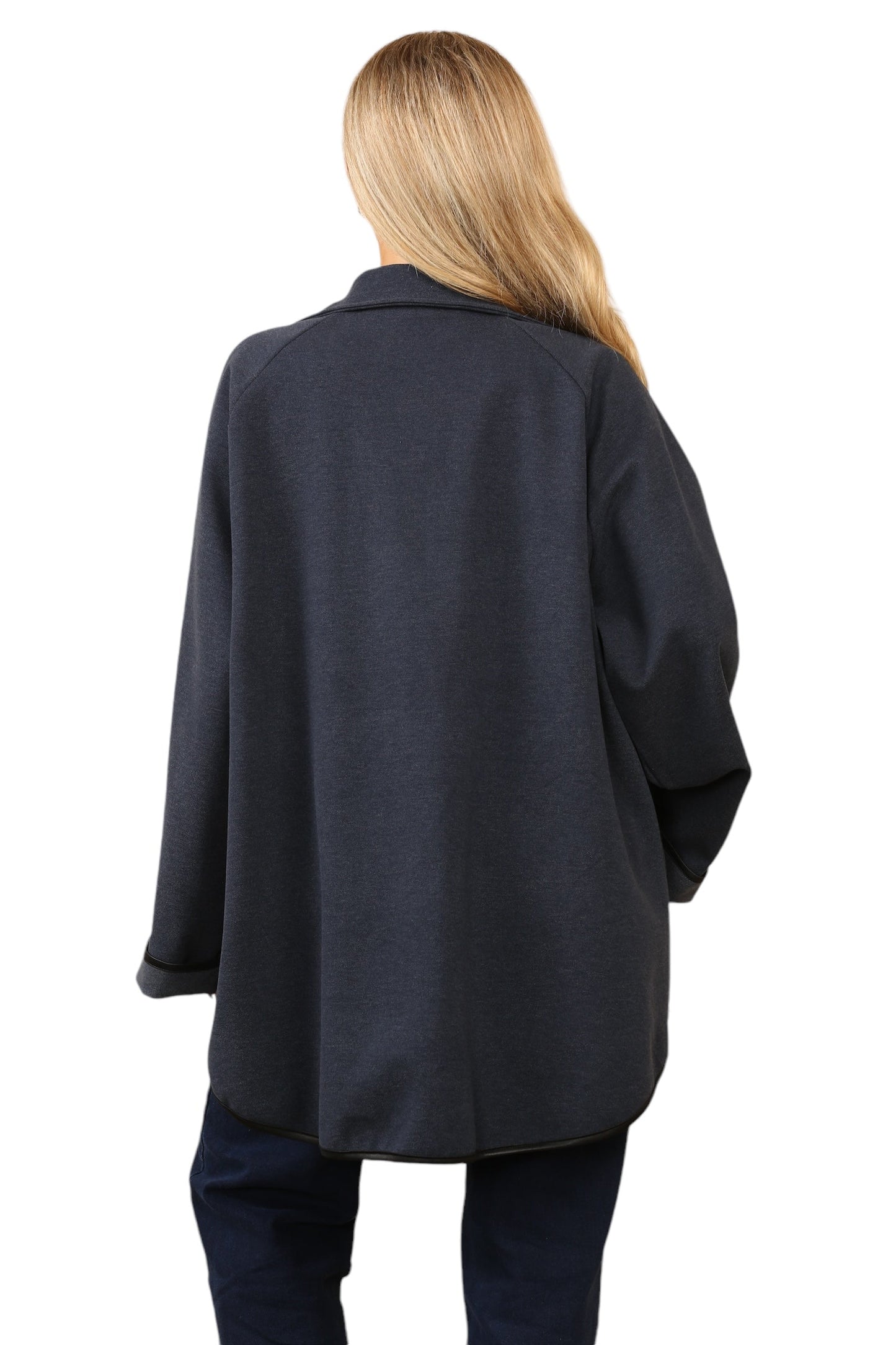 Single button jacket with black cuff and pockets trim